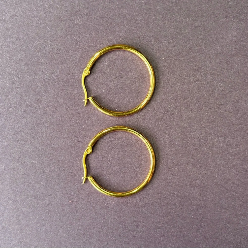 Ellie Vail Gold Medium Hoop Earrings - Picture 6 of 6